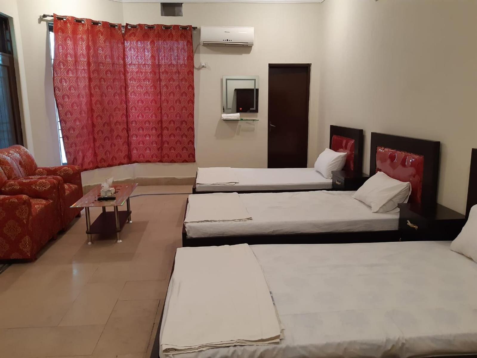 Regal Guest House Bahavalpur Dış mekan fotoğraf