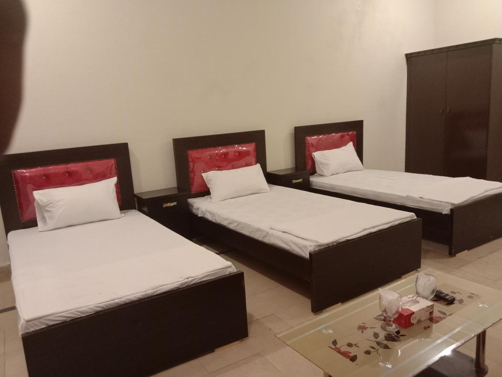 Regal Guest House Bahavalpur Dış mekan fotoğraf